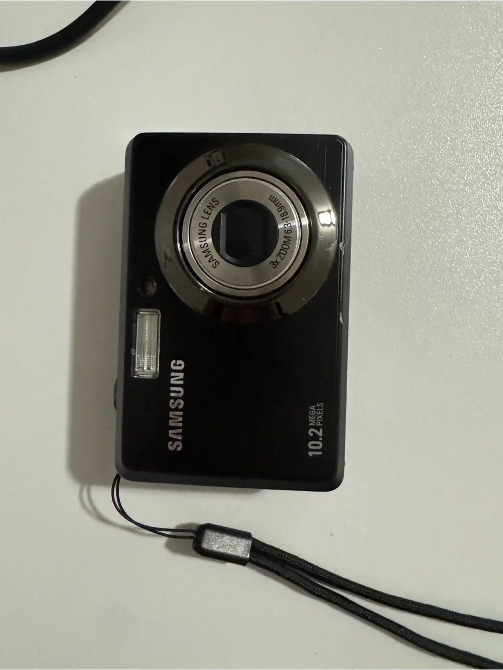 Samsung Black Compact Point-and-Shoot Digital Camera with Wrist Strap